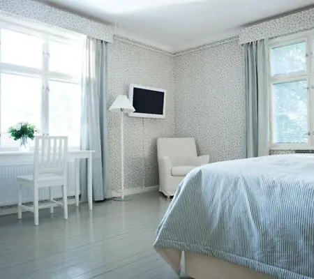 Ahlstromin Ruukki 3*