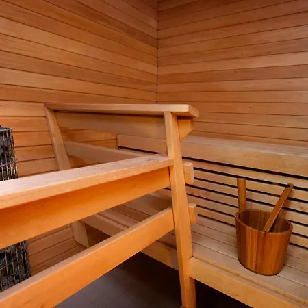 Ahlstromin Ruukki 3*