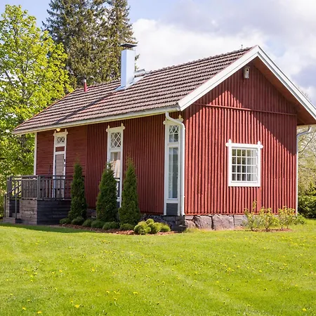 Ahlstromin Ruukki فندق بوري