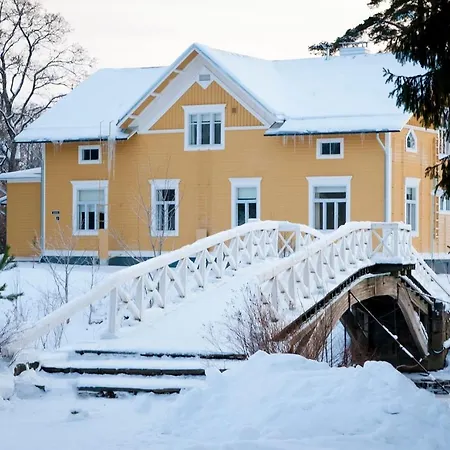 Ahlstroem Ruukki Noormarkku Hotel