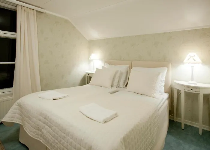 Ahlstromin Ruukki فندق