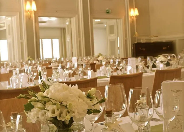 Ahlstromin Ruukki 3* بوري