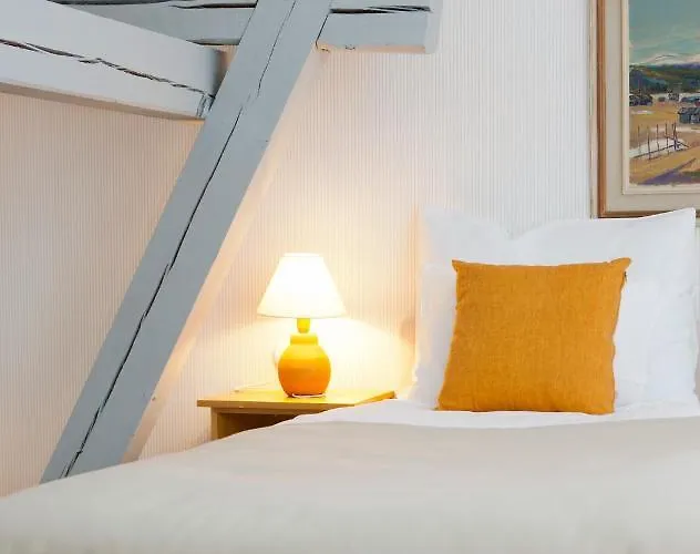 فندق Ahlstromin Ruukki بوري